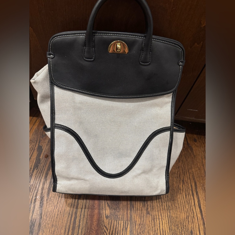 Oleada backpack